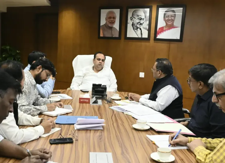 दिल्ली सरकार की प्राथमिकता: नागरिकों का स्वास्थ्य और सुरक्षा, मंत्री पंकज सिंह का बयान