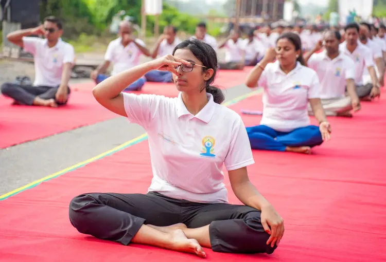 अंतरराष्ट्रीय योग दिवस 2026: एम्स भोपाल में 21 जून को 'हेल्दी एजिंग के लिए योग' थीम पर विशेष आयोजन