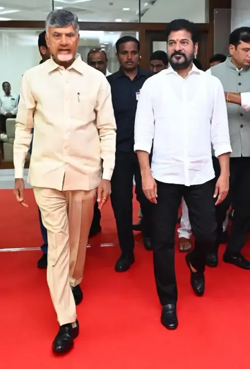 क्या कुरनूल बस हादसे पर आंध्र प्रदेश और तेलंगाना के मुख्यमंत्रियों ने दुख जताया?