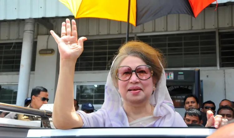 क्या बांग्लादेश: बीएनपी ने जमात की जनमत संग्रह मांग पर ऐतराज जताया, इसे 2026 के चुनाव में देरी का 'मास्टर प्लान' बताया?