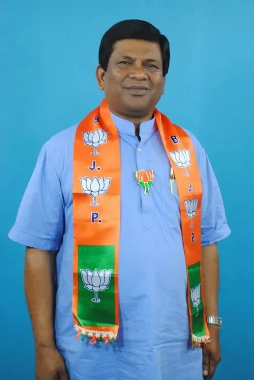 पश्चिम बंगाल विधानसभा अध्यक्ष रथिंद्र बोस अस्पताल में भर्ती, सीने में दर्द के बाद हालत स्थिर