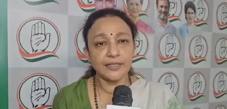 नोएडा एयरपोर्ट नाम बदलने पर यूपी कांग्रेस अध्यक्ष आराधना मिश्रा मोना का पलटवार: 'किस्मत नहीं बदलेगी'