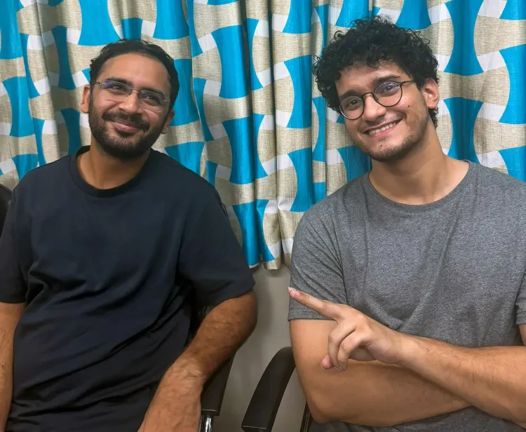 जंतर-मंतर मामला: सौरव दास और आशुतोष रांका को लिखित माफी व शपथ पत्र के बाद जमानत