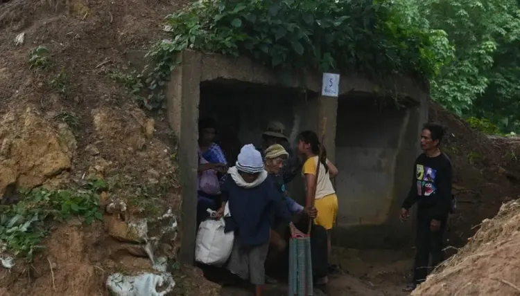 क्या थाईलैंड-कंबोडिया सीमा पर हमले रुकेंगे? दोनों पक्षों को भारी नुकसान