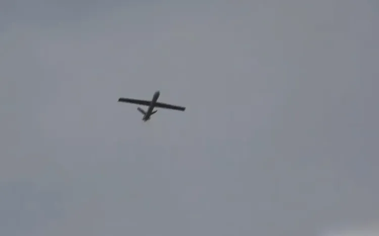 अफगान रक्षा मंत्रालय ने पाकिस्तान के सैन्य ठिकानों पर किया हवाई हमला