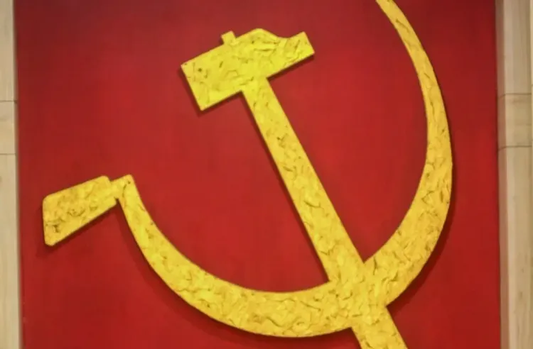 क्या सीपीआई एम ने आरएसएस पर डाक टिकट और नए सिक्के को लेकर केंद्र की आलोचना की?