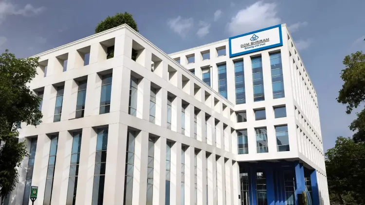 DCM श्रीराम का Q2 मुनाफा 33.5% गिरकर ₹105 करोड़; EBITDA मार्जिन 7.3% पर आया