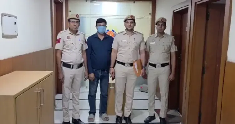 दिल्ली पुलिस ने कपड़ा सप्लायर बनकर ₹2 लाख की ठगी करने वाले पवन कुमार को किया गिरफ्तार