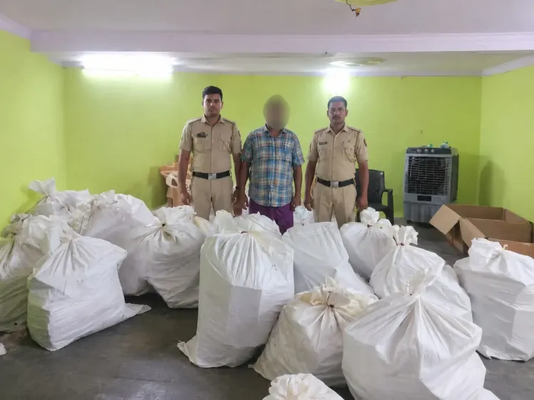 दिल्ली पुलिस ने 5 थाना क्षेत्रों में 1,073 किलो से अधिक अवैध पटाखे जब्त किए, 10 एफआईआर दर्ज