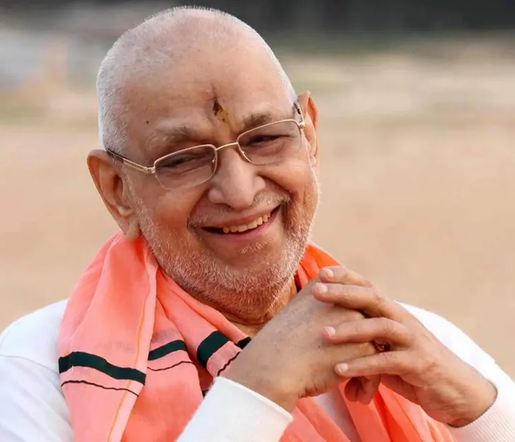 सेवा और आध्यात्मिकता का प्रतीक, पीएम मोदी ने श्रीमद् सुधींद्र तीर्थ स्वामीजी को दी श्रद्धांजलि