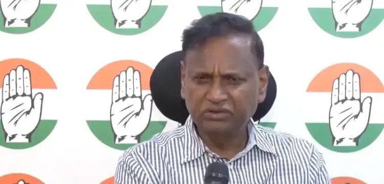 फॉर्म 6 विवाद: उदित राज ने चुनाव आयोग पर झूठ का आरोप लगाया, तीनों आयुक्तों को निलंबित करने की माँग