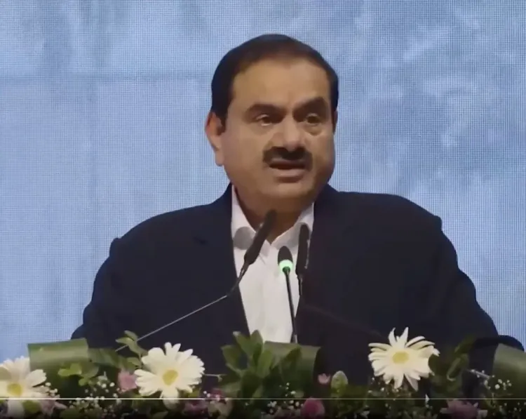 गौतम अदाणी का पश्चिम बंगाल में ₹1 लाख करोड़ निवेश का ऐलान, बोले — 'भारत की अगली ट्रिलियन डॉलर वृद्धि के लिए पूर्व को उठना होगा'