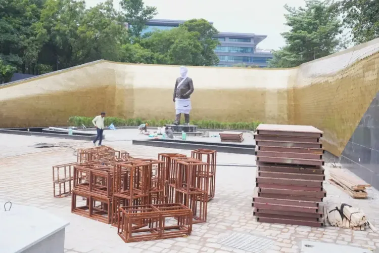 मनमोहन सिंह की जयंती पर हैदराबाद के गचीबौली में कांस्य प्रतिमा का अनावरण आज