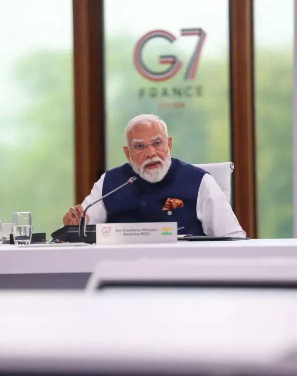 जी-7 शिखर सम्मेलन में PM मोदी का संदेश: साझेदारी सम्मान पर हो, निर्भरता पर नहीं