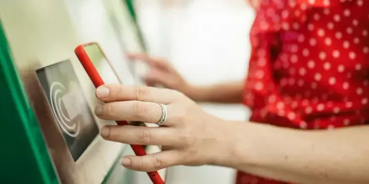 क्या ग्लोबल पेमेंट रेवेन्यू 2029 तक 2.4 ट्रिलियन डॉलर तक बढ़ेगा?