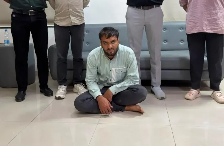 राजकोट पुलिस ने ₹9.61 करोड़ की निवेश धोखाधड़ी में इंदौर से आरोपी हार्दिक तन्ना को दबोचा