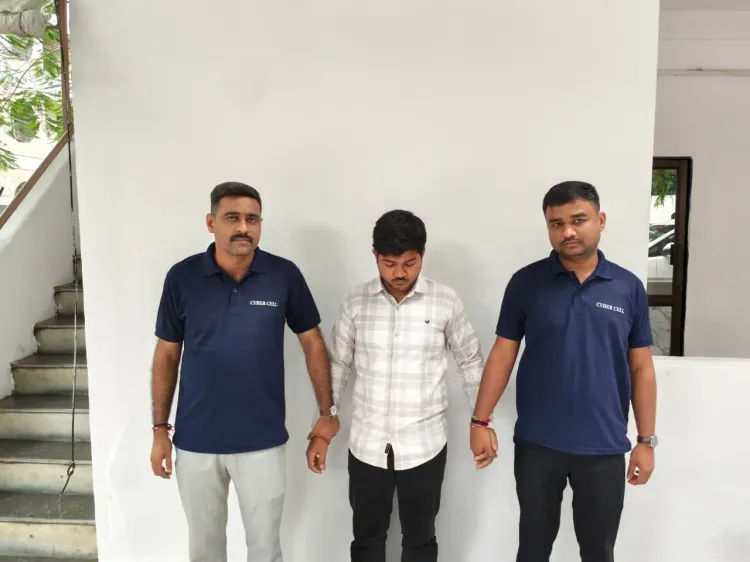 सूरत साइबर फ्रॉड: ₹150 के 'रील टास्क' से शुरू हुई ठगी, ₹26.12 लाख गँवाए; सिलवासा से 20 वर्षीय छात्र गिरफ्तार