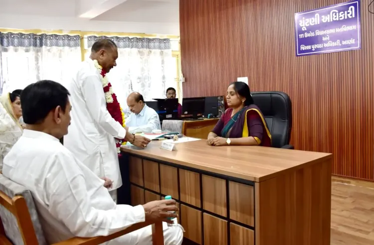 गुजरात में उमरेठ उपचुनाव: छह उम्मीदवारों ने दाखिल किए नामांकन पत्र