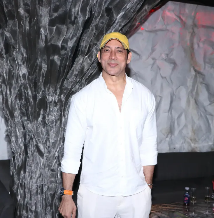 क्या बारिश के मौसम में बचपन की यादें ताजा होती हैं? ऋषिकेश पांडे का अनुभव