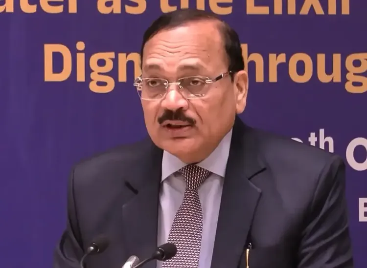 एनएचआरसी के 33वें स्थापना दिवस पर सीजेआई सूर्यकांत बोले — अधिकार कमज़ोरों तक पहुँचे, तभी सार्थक