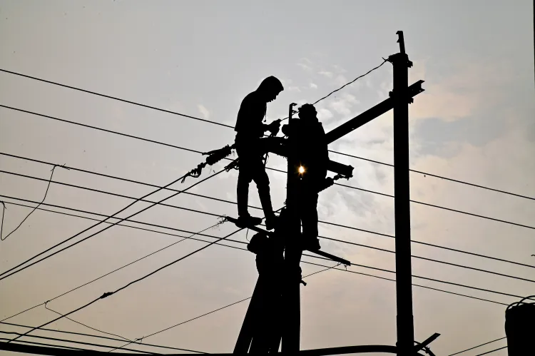 सीईआरसी के ड्राफ्ट नोटिफिकेशन के बाद आईईएक्स के शेयरों में 7 प्रतिशत की गिरावट
