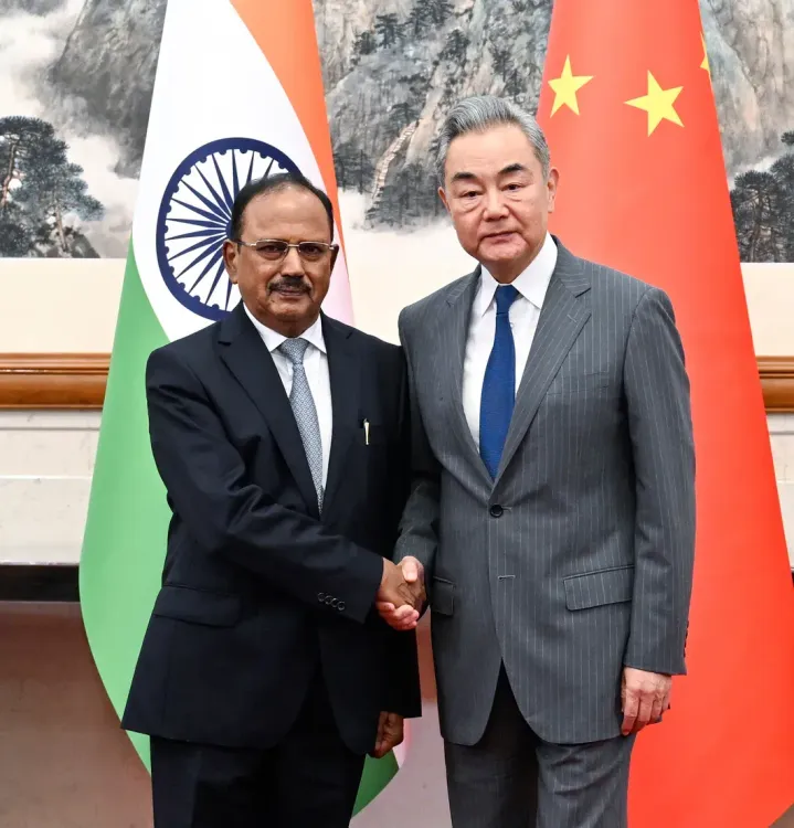 डोभाल-वांग यी वार्ता: भारत-चीन सीमा विवाद के राजनीतिक समाधान पर 25वीं बैठक में बनी सहमति