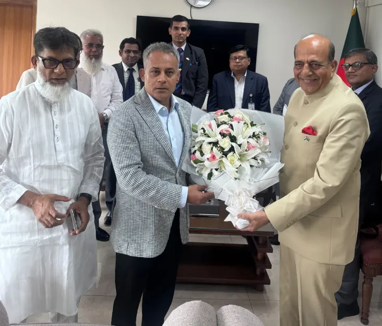 भारत-बांग्लादेश कनेक्टिविटी वार्ता: हाई कमिश्नर त्रिवेदी ने ढाका में रेलवे, शिपिंग पर की चर्चा