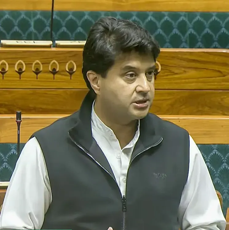 क्या भारत में 5जी टावर्स की संख्या 5 लाख के पार पहुंच गई?