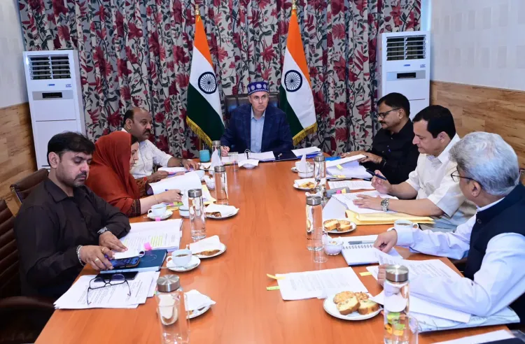 जम्मू-कश्मीर मंत्रिमंडल की बैठक: ओपन मेरिट आरक्षण 40% करने की कोशिश, केंद्र की टिप्पणियों पर मंथन