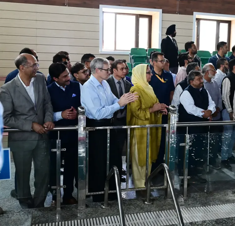 उमर अब्दुल्ला ने श्रीनगर में ₹30.35 करोड़ की खेल अवसंरचना का उद्घाटन किया, कश्मीर को मिला पहला ओलंपिक आकार का स्विमिंग पूल
