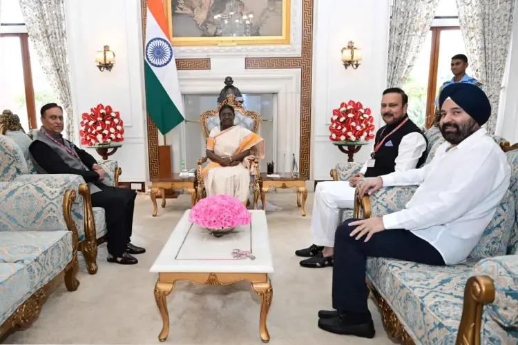 नेशनल कॉन्फ्रेंस के सांसदों ने राष्ट्रपति से की मुलाकात, जम्मू-कश्मीर को पूर्ण राज्य का दर्जा देने की अपील