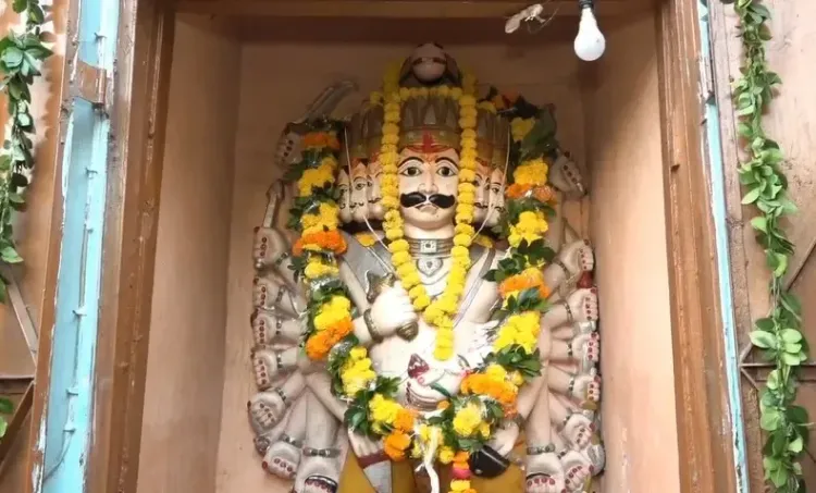 कानपुर का दशानन मंदिर: साल में सिर्फ दशहरे पर खुलता है, रावण की पूजा की जाती है अनोखी परंपरा से
