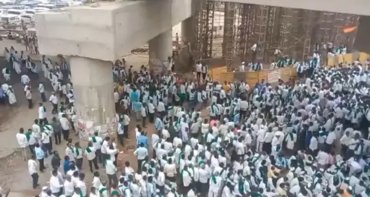 हुबली में किसानों का बड़ा प्रदर्शन: गन्ने का रेट ₹5,500 प्रति टन करने की माँग, 2,000 से अधिक किसान जुटे