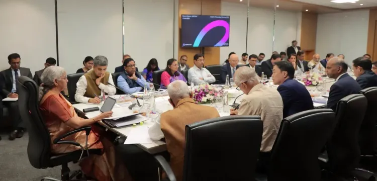 क्या गिफ्ट आईएफएससी को एचएनआई निवेश आकर्षित करने के लिए अधिक प्रतिस्पर्धी बनाया जा सकता है?