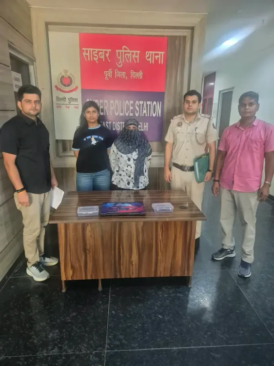 फर्जी डिटेक्टिव एजेंसी वेबसाइट से ₹1.15 लाख की साइबर ठगी, गाजियाबाद से मां-बेटा गिरफ्तार