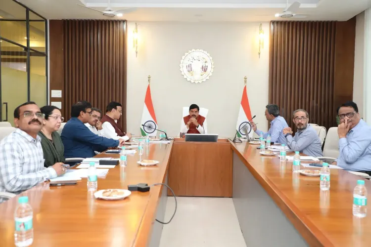 क्या मुख्यमंत्री यादव ने सोयाबीन किसानों के लिए भावांतर योजना की समीक्षा की?