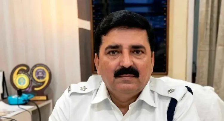 पूर्व कोलकाता डीसीपी शांतनु सिन्हा बिस्वास पर ₹2.80 करोड़ भ्रष्टाचार का नया मामला, गरियाहाट थाने में शिकायत दर्ज