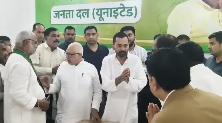 निशांत कुमार ने जदयू कार्यालय में राम मनोहर लोहिया को श्रद्धांजलि अर्पित की, नीतीश कुमार के कार्यों की तारीफ की