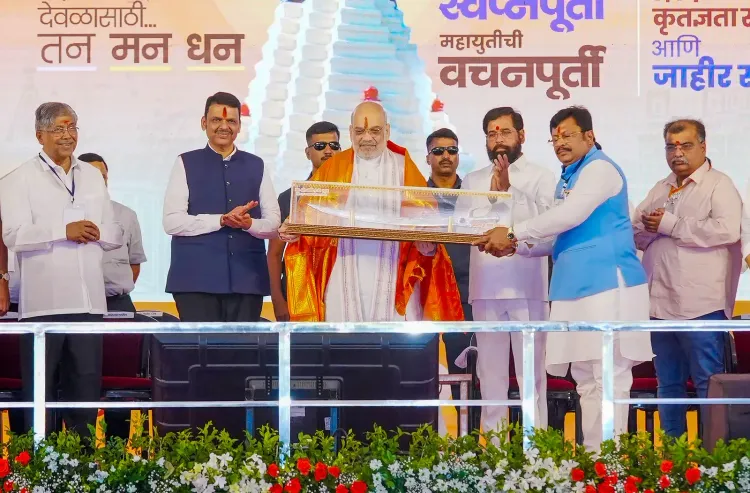 अमित शाह का उद्धव ठाकरे पर तंज: 'कोई गुट नहीं, एकनाथ शिंदे की एक ही असली शिवसेना'