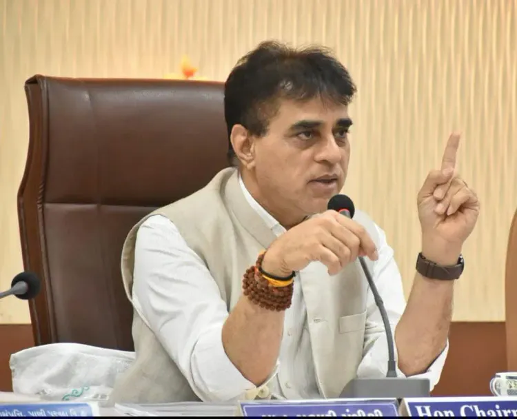 ब्लड प्लाज्मा मिलावट रैकेट: गुजरात मंत्री पानसेरिया बोले — दोषियों को नहीं बख्शा जाएगा