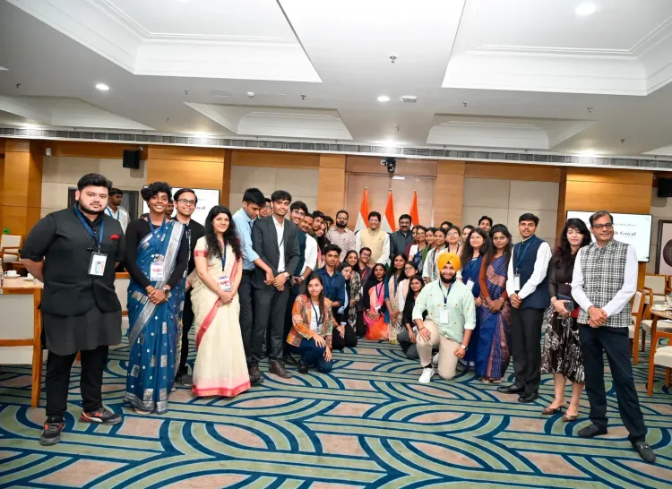 पीयूष गोयल ने एमपी लीड फेलो से किया संवाद, विकसित भारत 2047 में युवाओं की भूमिका पर दिया जोर