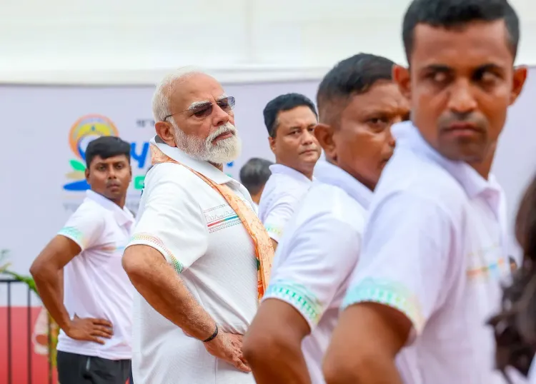 नीट-यूजी 2026 री-एग्जाम: छात्रों की सुविधा के लिए PM मोदी दिल्ली एयरपोर्ट पर रुके, काफिला रोका