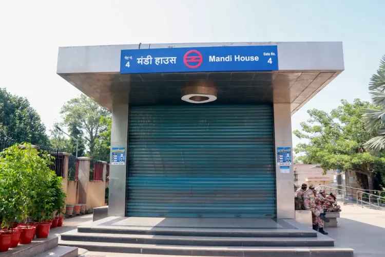 दिल्ली मेट्रो पूर्ण बंद पर सुप्रीम कोर्ट की रोक, 10 अक्टूबर के प्रदर्शन से पहले नियंत्रित सेवा का आदेश