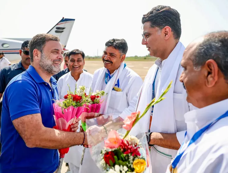 राहुल गांधी कोटा पहुंचे: गहलोत-पायलट एक साथ दिखे, 'छात्रों की गूंज' कार्यक्रम में NEET पर बड़ा हमला