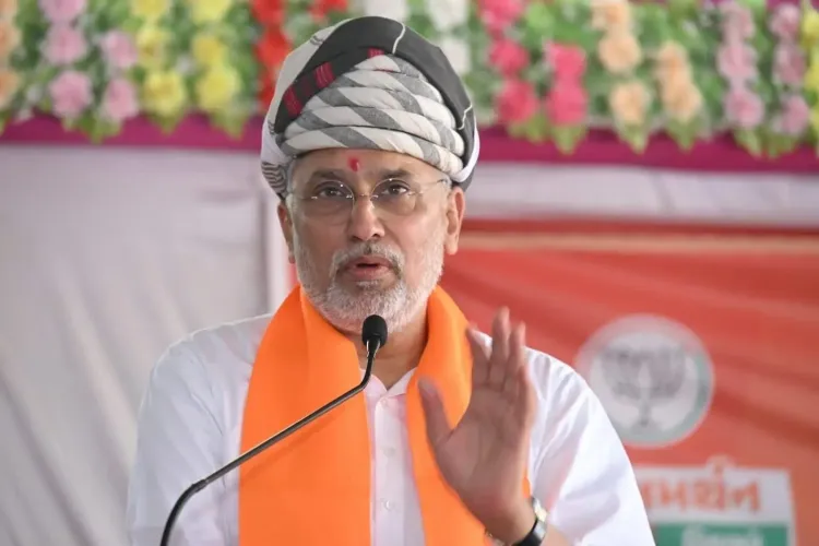 गुजरात भाजपा अध्यक्ष ने राहुल गांधी पर निशाना साधा: ग्रामीण गरीबी को समझने में असमर्थ