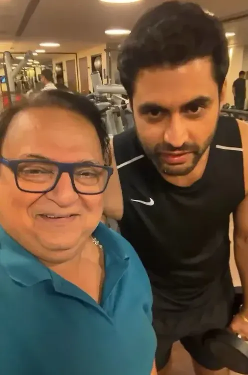 'धुरंधर' के पिंडा उदयबीर संधू संग राकेश बेदी का हैदराबाद जिम सेशन, वीडियो वायरल