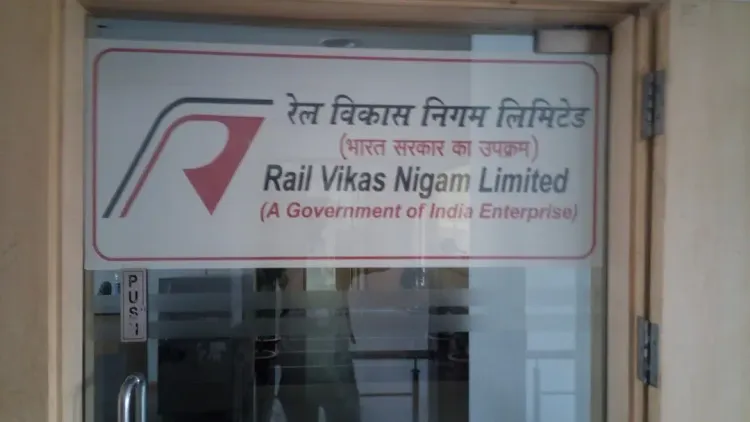 आरवीएनएल को ₹2,977 करोड़ का NMDC कॉन्ट्रैक्ट, विशाखापट्टनम में बनेगी 10 MTPA लॉजिस्टिक्स सुविधा