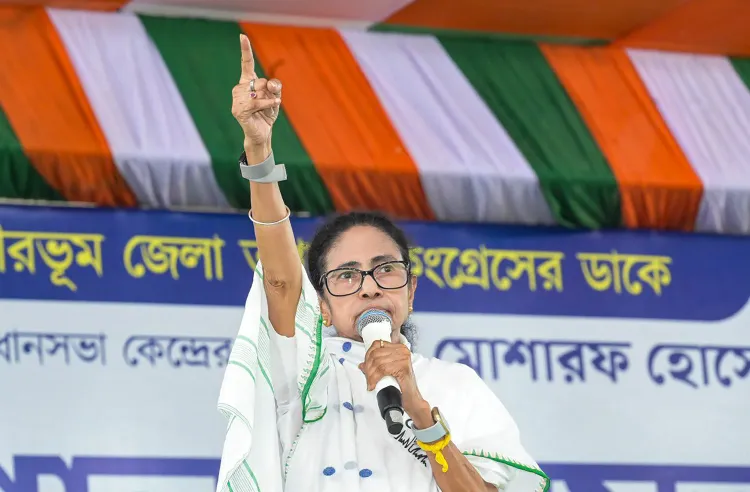 ममता बनर्जी ने चुनावों से पहले टीएमसी कार्यकर्ताओं की गिरफ्तारी की आशंका जताई