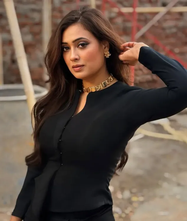 श्वेता तिवारी को ऑनलाइन गाली देने वाले ने माँगी माफी, मनसे सदस्य स्नेहल अडारकर ने तीन दिन में ढूंढा ट्रोल