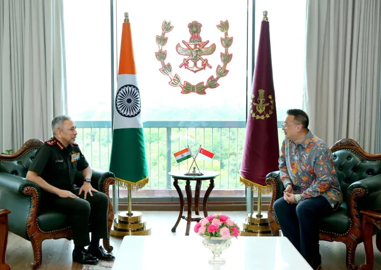 सीडीएस जनरल राजा सुब्रमणि से मिले सिंगापुर के हाई कमिश्नर साइमन वोंग, द्विपक्षीय रक्षा साझेदारी पर मंथन